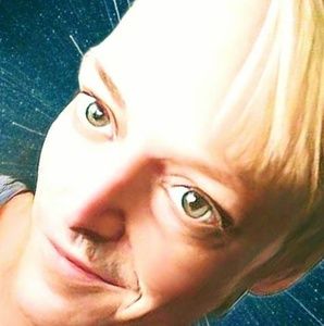 Meet your Posher, Gregory